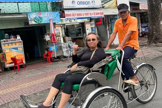 Ho Chi Minh City Sightseeing Panoramic Cyclo Private Tour - The classic two-hour route through District 1