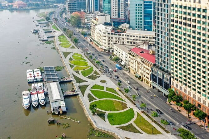 Ho Chi Minh City Sightseeing Private Tour By U.S Army Jeep - Chinatown and the Temple of Ten Thousand Buddhas