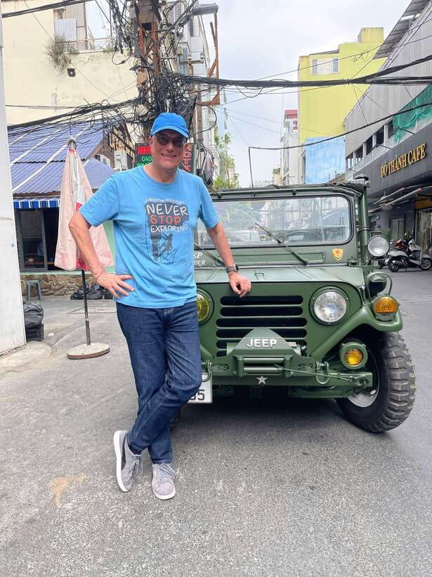 Ho Chi Minh City Street Food Private Tour By U.S.A Army Jeep - The food choices: polished restaurants or local stops