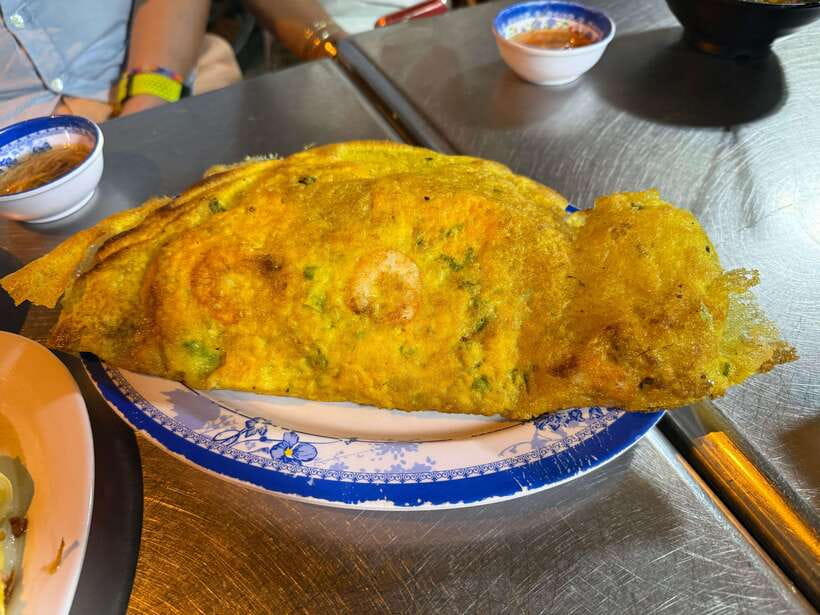Ho Chi Minh City Street Food Private Tour With Female Guide - What you may taste in four hours