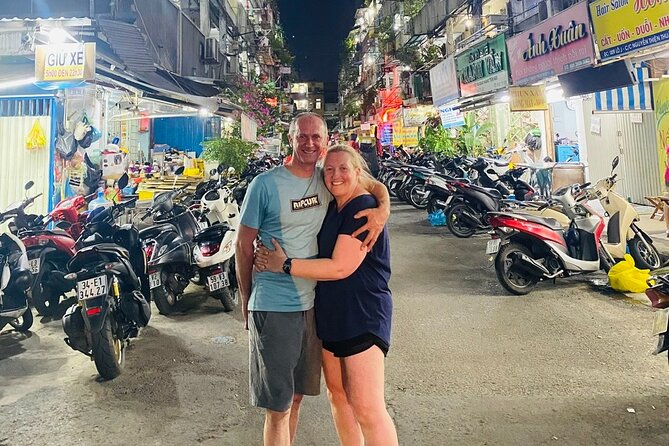 Ho Chi Minh City: Street Food & Sightseeing Tour with Local Guide - Key points to know before booking