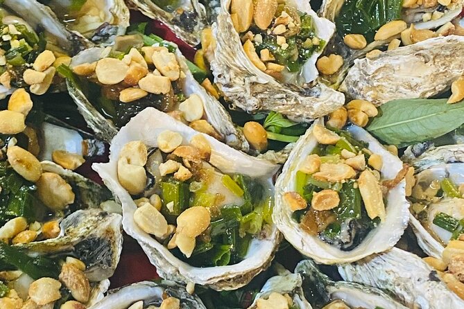 Ho Chi Minh City: Street Food & Sightseeing Tour with Local Guide - What the $15.20 price really covers