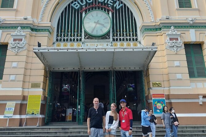 Ho Chi Minh City Tour half day by DGT - Facing the War Remnants Museum