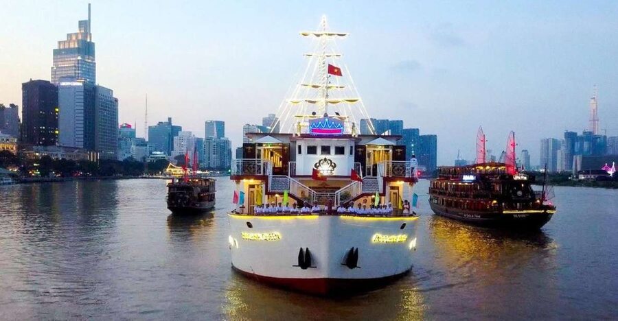 Ho Chi Minh: Private City Tour and Dinner Cruise with Buffet - Key points before you book