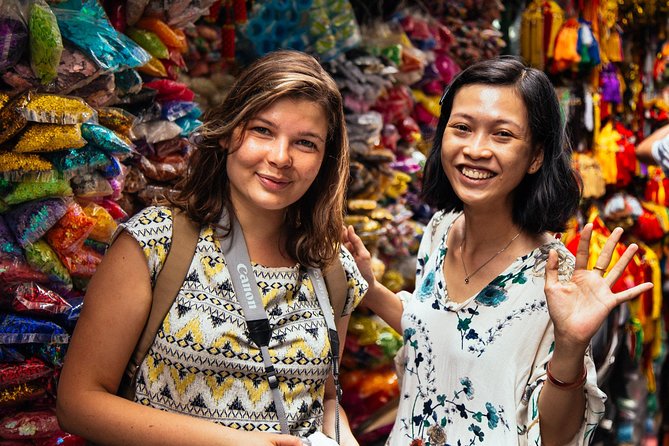 Ho Chi Minh: PRIVATE Off the Beaten Track Tour with a Local - Binh Tay Market and the narrow lanes of Chinatown