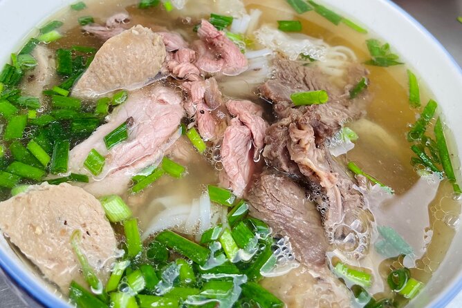 Ho Chi Minh/Saigon Zero Tourist Food Tour - Seven or eight dishes, not just another bowl of pho