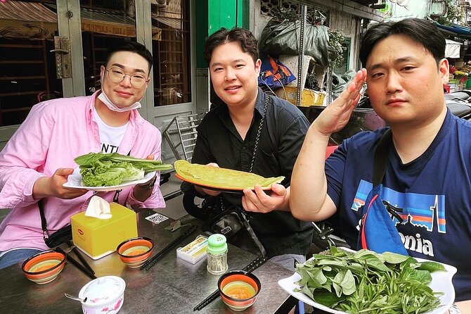 Ho Chi Minh/Saigon Zero Tourist Food Tour - Guides who make the route personal