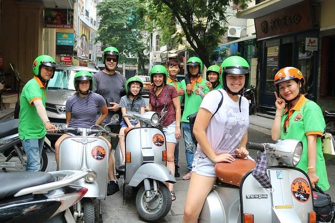 Ho Chi Minh Vespa City Tour 4,5 hours - Thich Quang Duc Monument and the city’s traffic