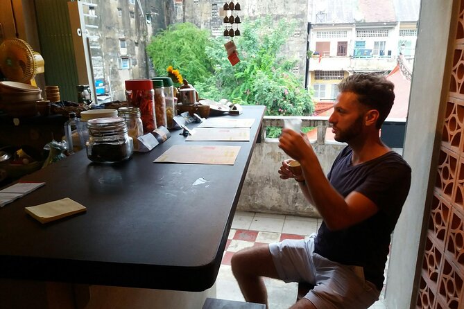 Ho Chi Minh - Vietnamese Vegan Food Experience By Scooter - Thien Hau Temple, a 300-year-old Chinese shrine