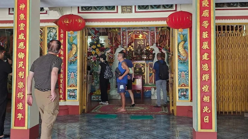 Ho Chi Minh: Vung Tau 1-Day Tour with Christ Statue & Lunch - Touring the White Palace