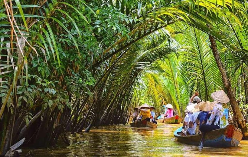Hochiminh: Best tour Mekong Delta 1 Day - Animal encounters and the commercial side