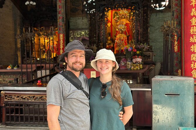 Layover Tour in Ho Chi Minh - Entering Cho Lon at Ba Thien Hau Temple