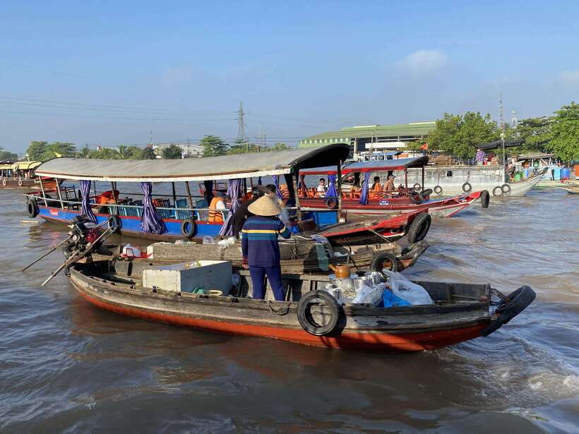 Mekong Delta 2 Days: Floating Markets & Cultural Exploration - Small workshops and music in the villages