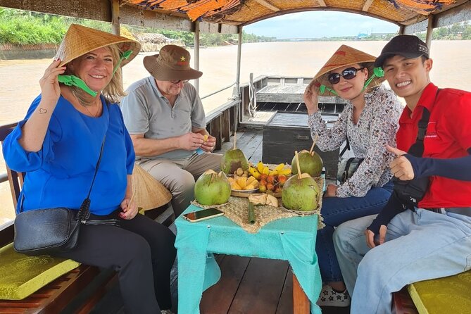 Mekong Delta tour: Ben Tre 1 day by DGT - Cruising the Ham Luong River