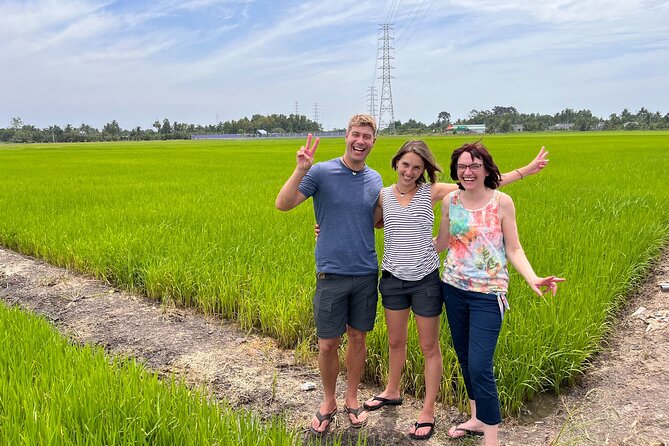 Mekong Delta Tour with Kayaking, Cycling and Cooking - What the guides add to the day