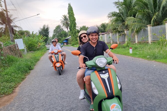Mekong River Relaxing Sail boat cruise to Coconut Canals (1.5HRS) - The Ben Tre pickup takes about 15 minutes