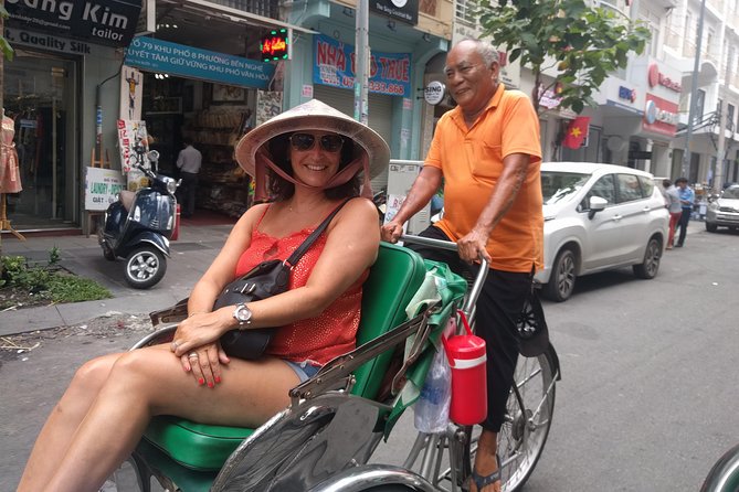 One hour cyclo tour around Saigon - What the private format really offers