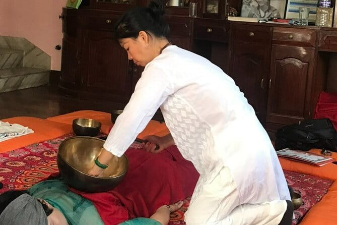 Paint & Personalize a Vietnamese Non La with B/S Art Studio topic - Adding color and making the hat your own