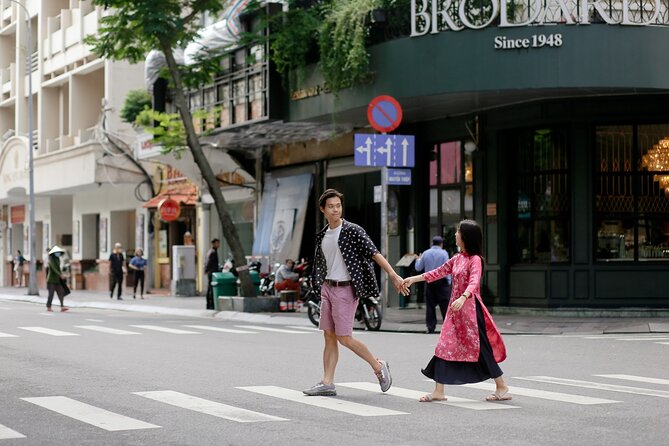 Photography Tour with Professional Photographer in Ho Chi Minh - Fast delivery makes the session useful during a short visit