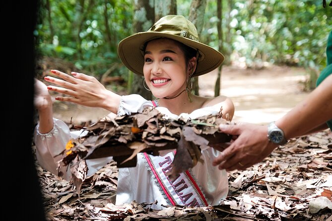 Premium Cu Chi Tunnels Tour with Local Expert - Small-group touring makes a real difference