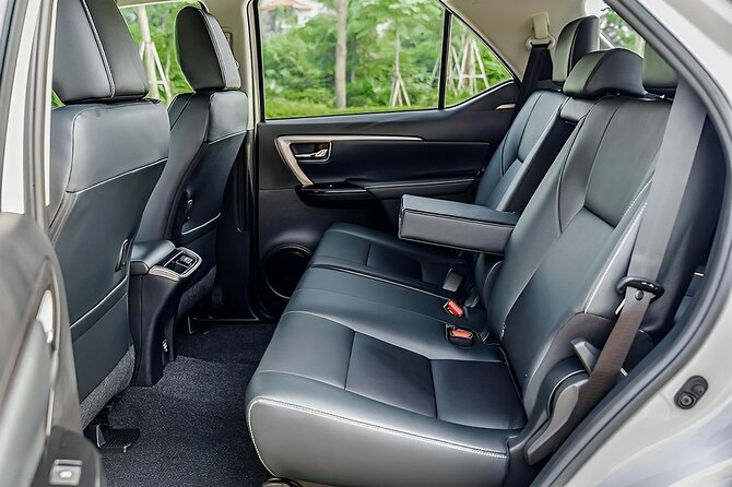 Private Car Between Ho Chi Minh Saigon Airport and Phan Thiet - Who will get the most from this transfer