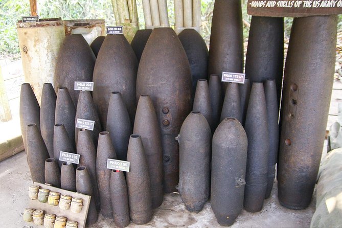 Private Cu Chi - Ben Duoc Tunnels & Liberated Area (Day Trip) - What the strongest guide experience looks like