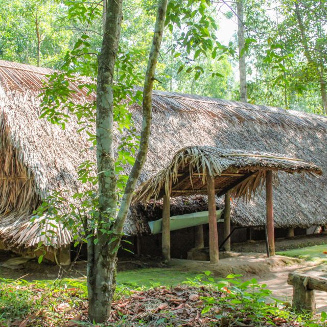 Private Cu Chi & Mekong Delta Tour: History Meets Nature - Cruising the Tien River and entering the coconut canals