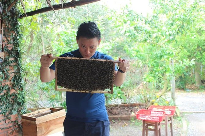 Private Cu chi Tunnels and Mekong Delta 1 Day - Lunch and what the price covers