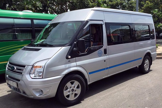 Private Departure Transfer: Ho Chi Minh City Hotels to Tan Son Nhat Airport - Booking details and cancellation rules