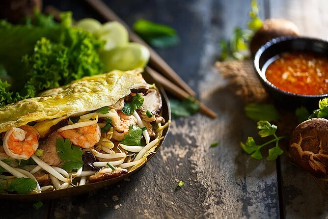 Private Jeep Tour Saigon by Night: Foodie & City Tour - Notre Dame Cathedral and the limits of a quick visit