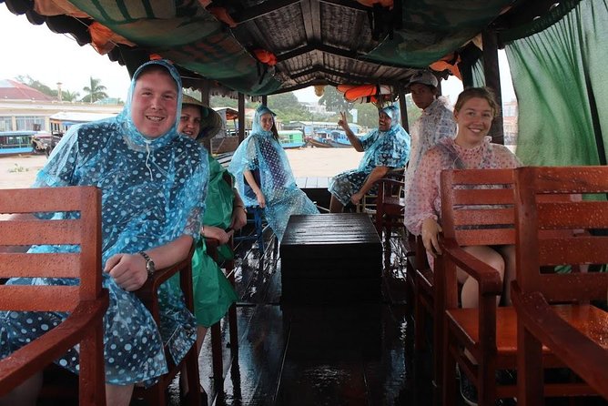 Private Mekong Delta Tour – Boat Ride & Local Lunch - Fruit, honey tea, and coconut candy