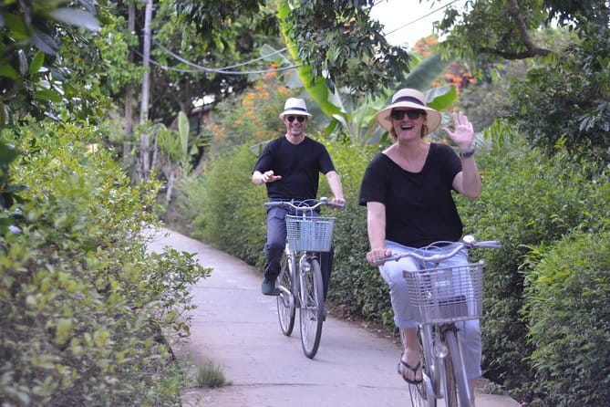 Private Mekong Delta tour to Cai Be – Tan Phong island full day - Garden lunch in Binh Hoa Phuoc