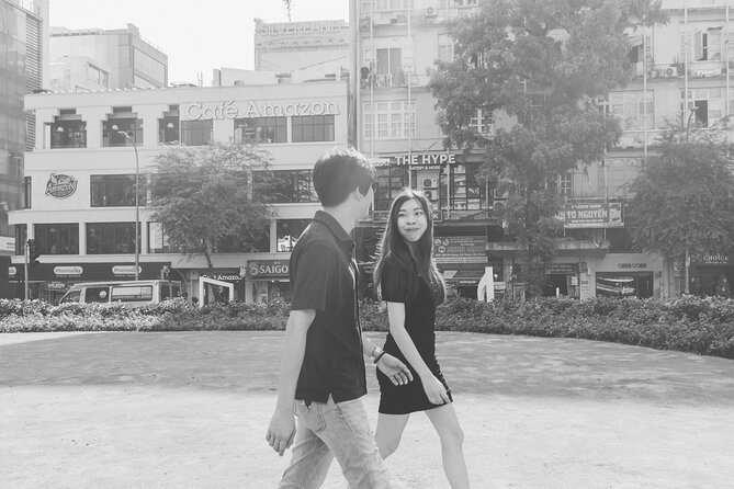 Private Photography Tour & Ho Chi Minh City Exploration By Local - Landmark 81 SkyView and the final change of scale
