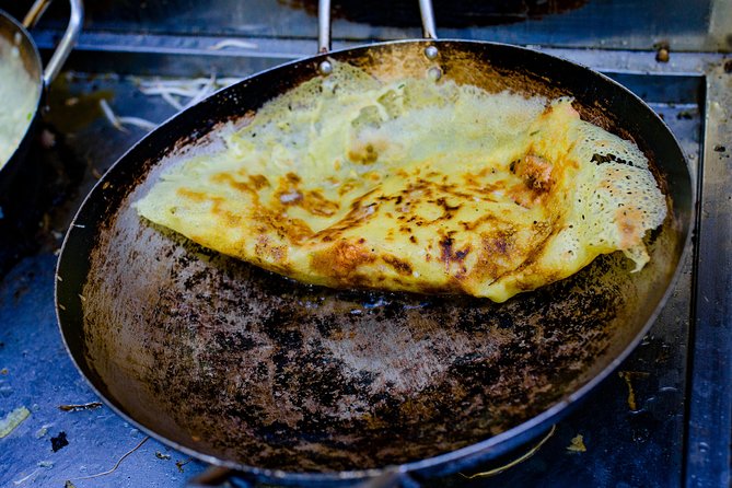Private Street Food Evening Walking Tour in Ho Chi Minh City - Why this private food tour works so well at night