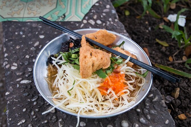 Private Street Food Tour by Motorbike in Ho Chi Minh City - Meeting your student guides at the Opera House