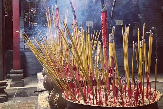 Private tour to Cu Chi and HCMC 1 day - Ben Thanh Market ends the day with food and shopping