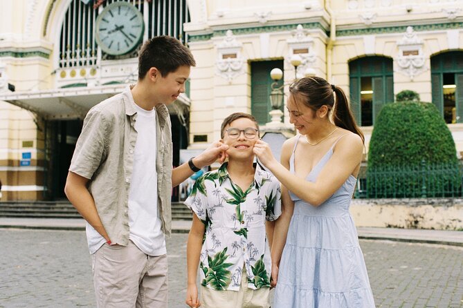 Professional Photo Services in Ho Chi Minh City & Vietnam - Help for first-time subjects