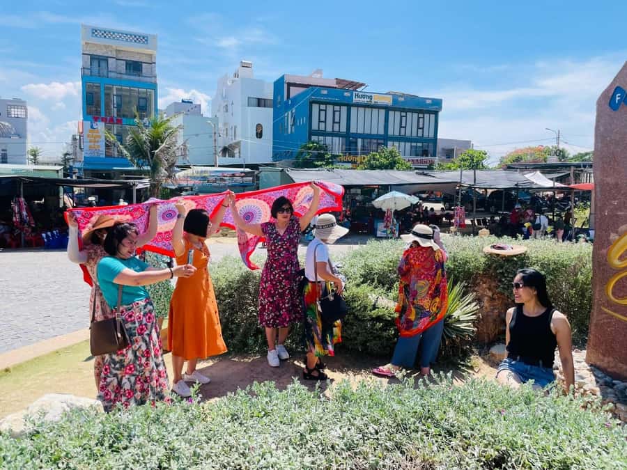 Quy Nhon Island Day Tour: Ky Co Beach, Eo Gio - Small details that make the day easier
