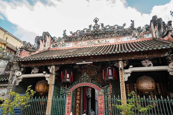 Sai Gon City Full Day Tour - Ba Thien Hau Temple in Cho Lon