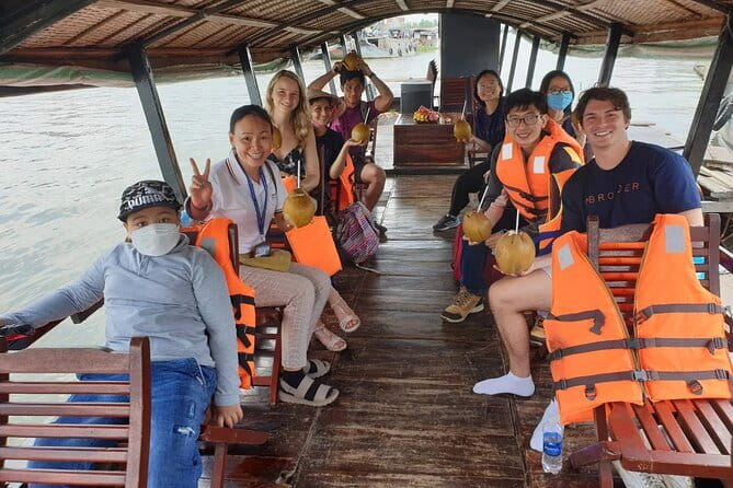 Sai Gon City Tour and Dinner On Cruise Half Day - Ba Son Bridge and Turtle Lake