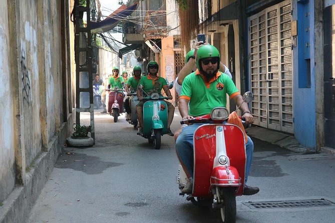 Saigon After Dark Vespa Street Food Tour + Live Music 4 hours - Ice cream before the music bar