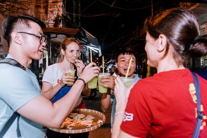 Saigon After Dark With Seafood, Beer & Live Music Bar - District 4 and the Vinh Khanh food street