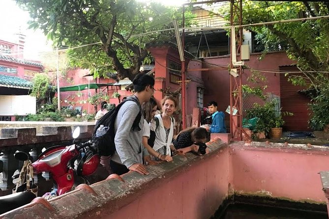Saigon Afternoon City Historical Scooter Tour |Opt: Ao Dai Riders - The quiet character of Jade Emperor Pagoda