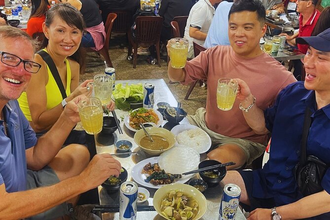 Saigon Authentic Food Walking Tour with Less Tourist People - Why Ba Chieu Market changes the evening
