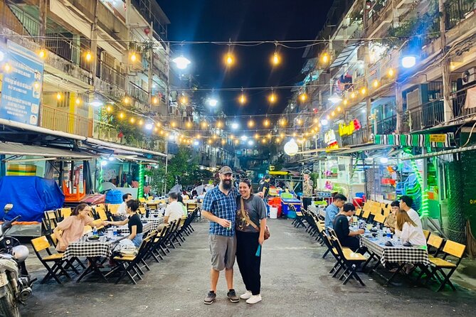 Saigon by Night: Private Street Food Walk You Can’t Miss - Sugarcane juice and Vietnamese pizza