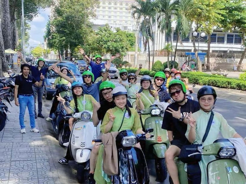 Saigon: Day-Night Sights & Local Food Tour l Female Option - Thich Quang Duc Monument and Saigon’s difficult history