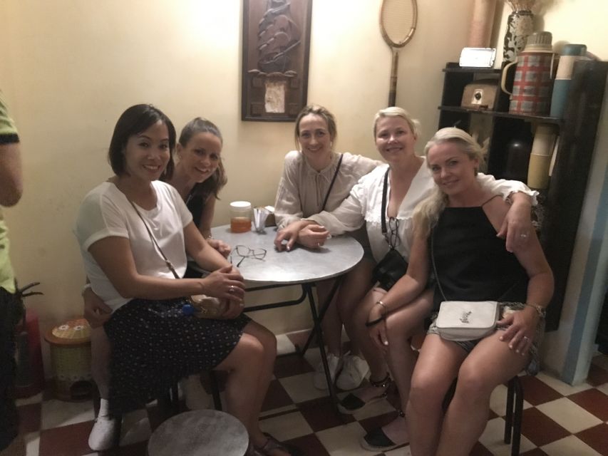 Saigon: Day-Night Sights & Local Food Tour l Female Option - Chinatown and the ghost apartment building
