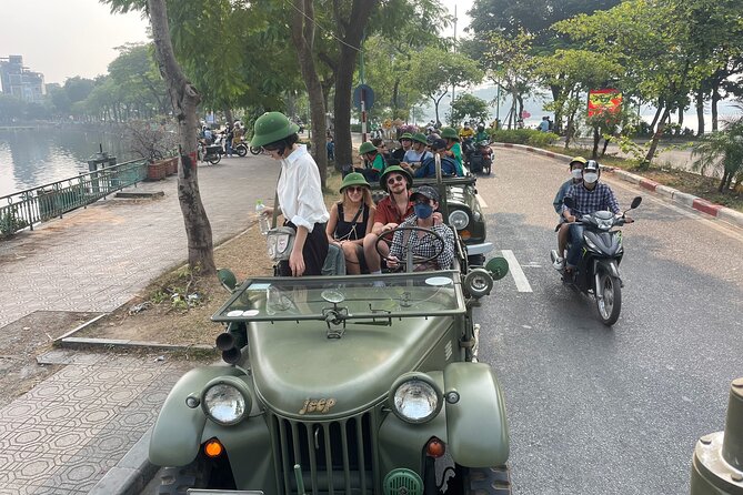 Saigon Jeep City Tour, Backstreet, Cultures hidden Gems 4 Hours - Independence Palace and the story of South Vietnam