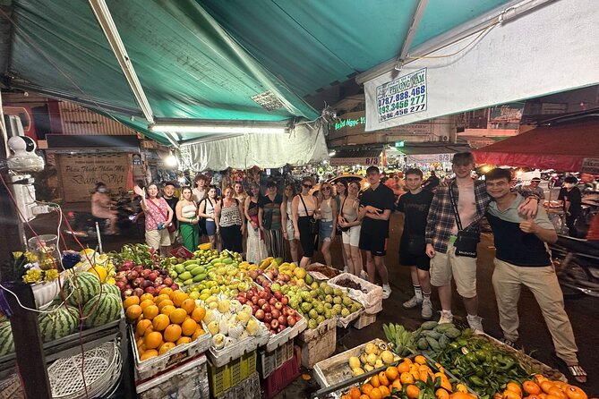 Saigon Night Walking Food Tour - 100% No Tourist - The first two dishes set the pace