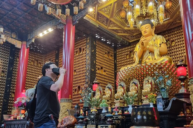 Saigon Private/Small Group Walking Food Tour with 13 Tastings - Ho Thi Ky Flower Market and six quick tastes